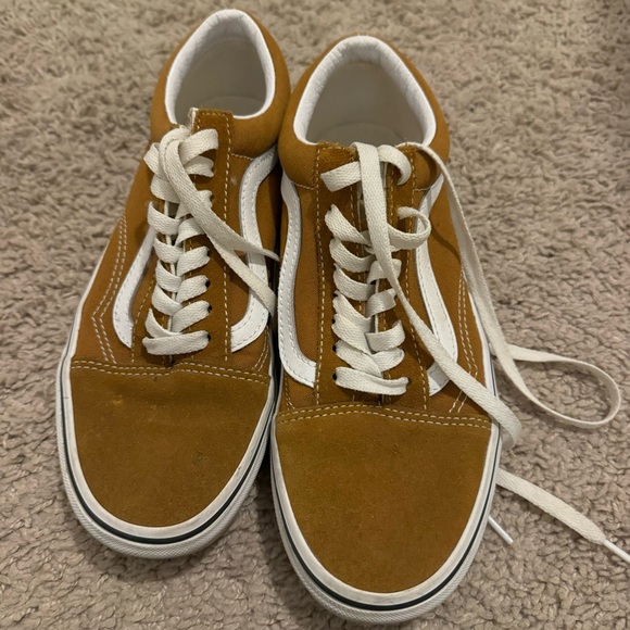 Vans Shoes - Vans old skool